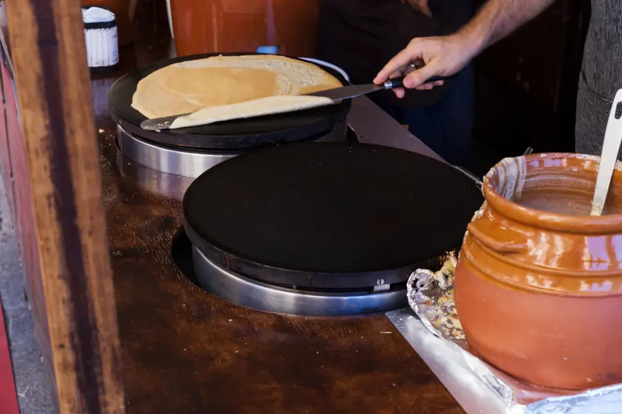 Déjeuner à la crêperie à Contrexéville (88)