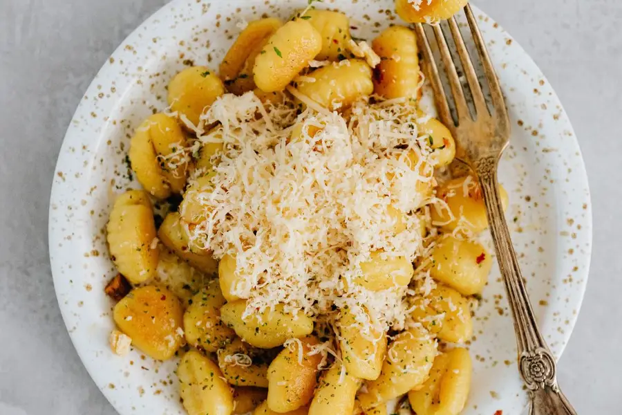 Atelier cuisine "Traiteur salé : quenelle & gnocchi" avec la cheffe Marie Roulier