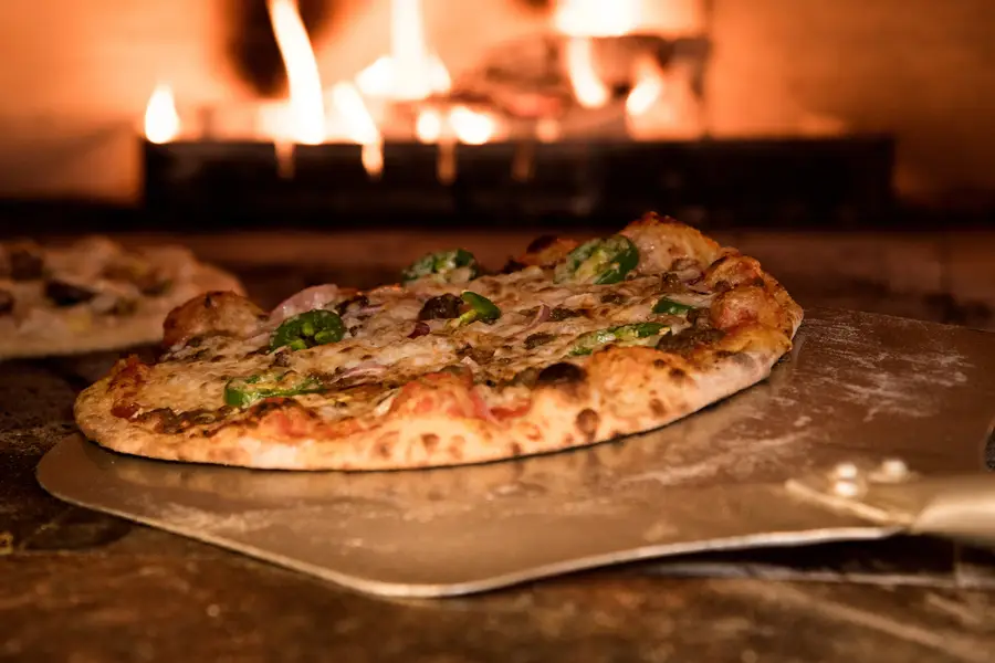 Pizzas participatives et visite du fournil à la boulangerie paysanne La Modestine  à Cornot (70)